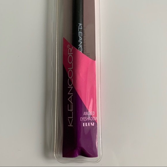 KLEANCOLOR Angled Eyeshadow Brush - Picture 4 of 4